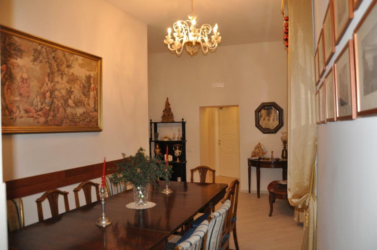 Bed & Breakfast Domus Borbonica Napoli